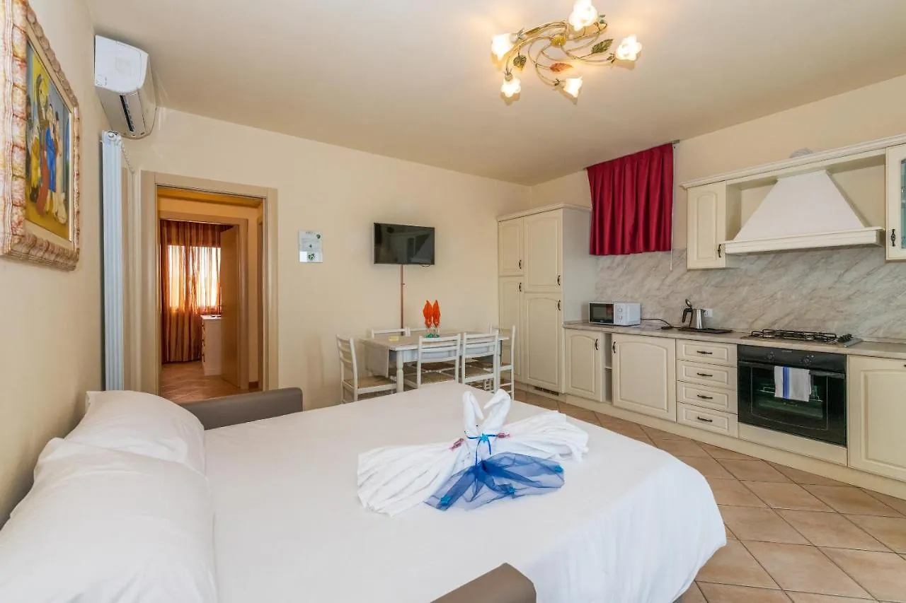 Bertoletta Village Apartments Peschiera del Garda 0*,  Italien